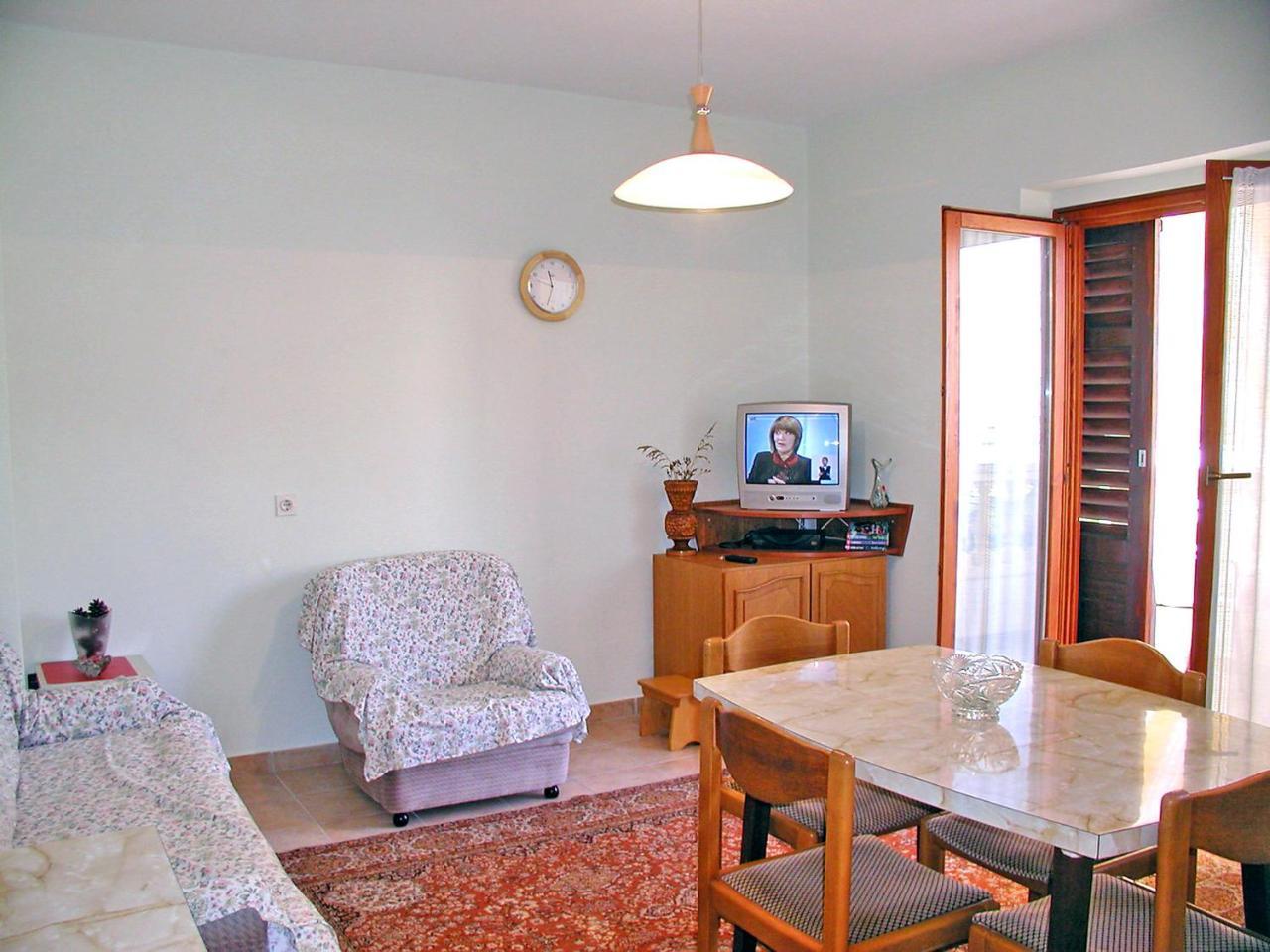 Apartment Maras-1 Diklo Bagian luar foto